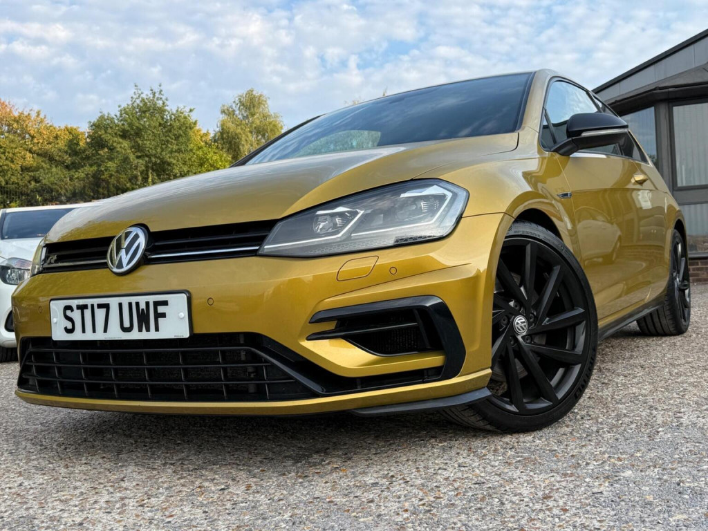 2017 Volkswagen GOLF